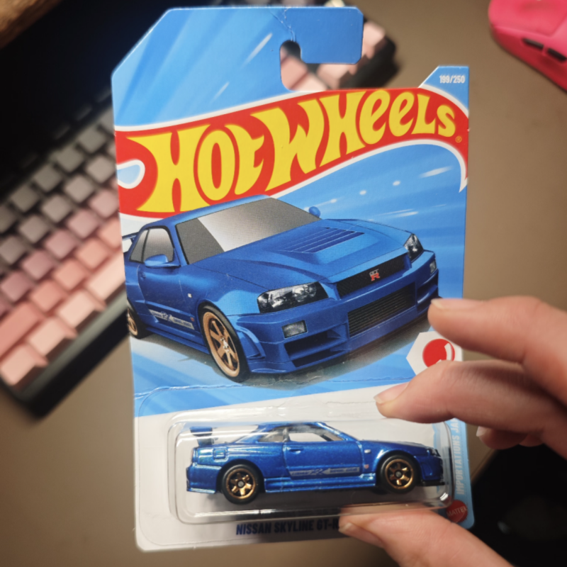Model Kit R34 - Hot Wheels Alloy Diecast Racing Car