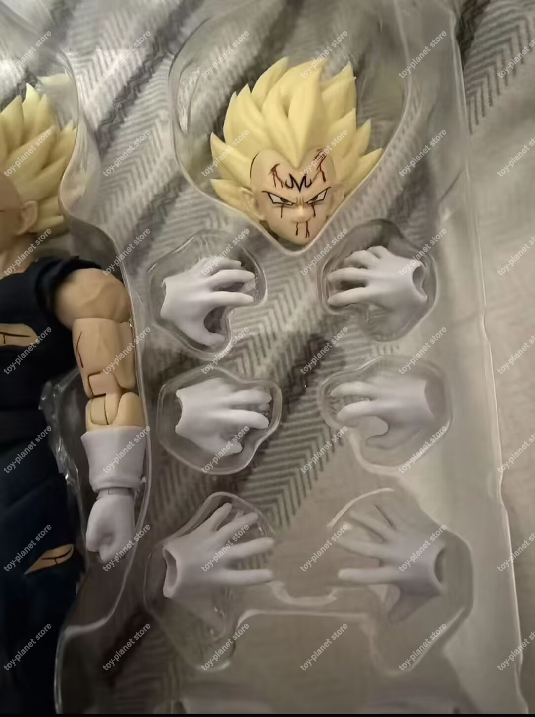 Black Hole Toys Demons Awakene - Model Kit Vegito incelemesi ve fiyatı